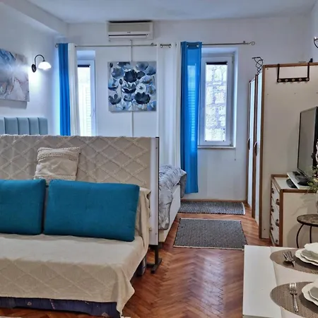 Heart Of - Blue Apartment
