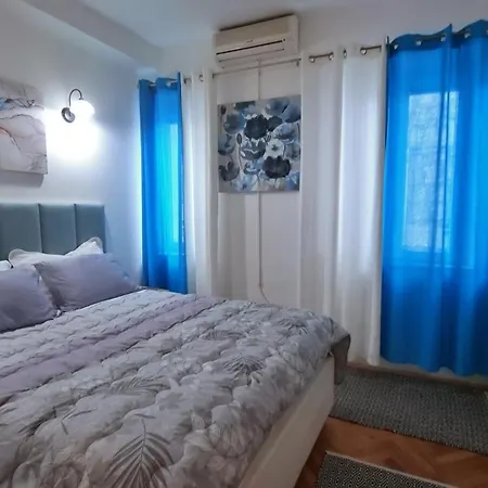 Apartment Heart Of - Blue *