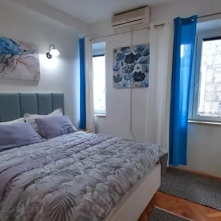 Apartment Heart Of - Blue Omis